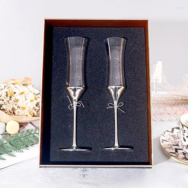 Weingläser, kreativer Armreif, Liebesknoten, Champagnerbecher, Hochzeit, Kristallglas, Geschenk mit handgefertigtem Set