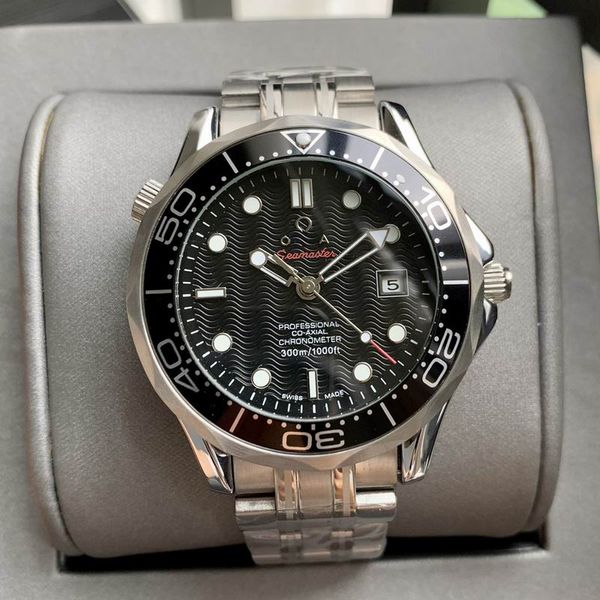5A Omeiga Часы Seamaster Diver 300M Стальной ремешок Механический механизм с автоподзаводом Автоматические скидки Дизайнерские наручные часы для мужчин Женские часы Fendave
