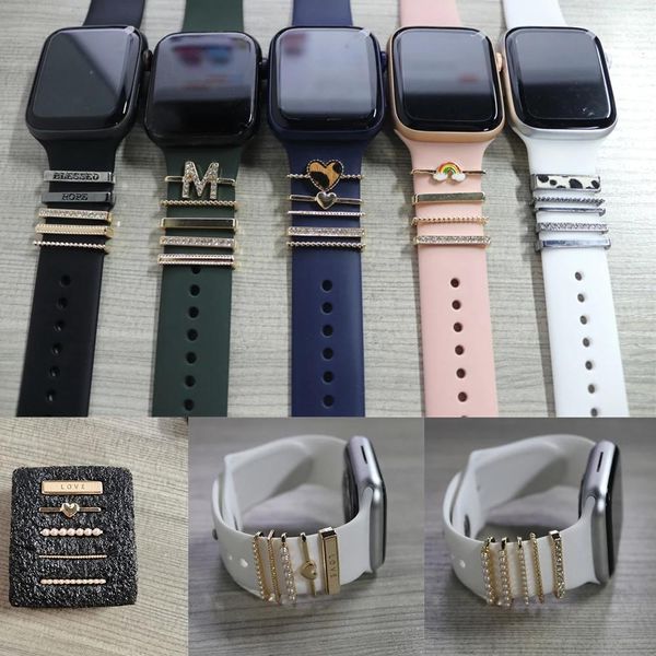 Dispositivos 10pcs encantos de metal anel decorativo ornamento de diamante para apple watch band relógio inteligente acessórios de pulseira de silicone pulseira iwatch