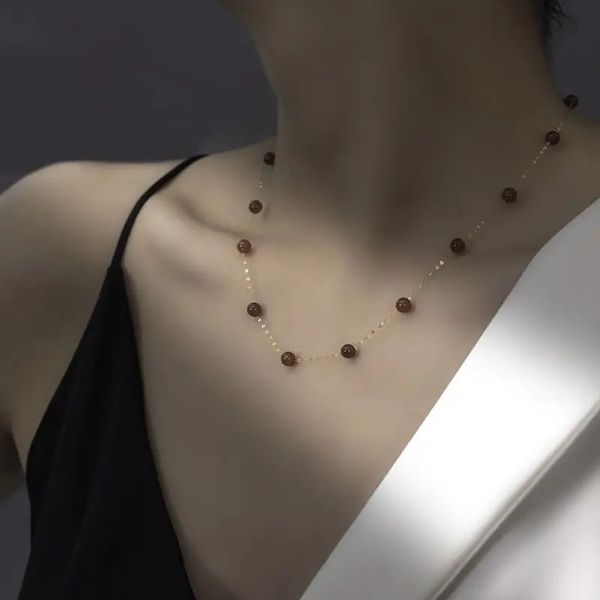 Vera collana in oro 18 carati con pendente in agata naturale per le donne Au750 design a forma di U, moda semplice, gioielleria raffinata, regalo per le donne 231229
