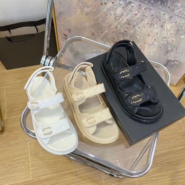 designer Sandali da donna pantofola Sandali da uomo Ciabatte di alta qualità Crystal Pelle di vitello Scarpe casual trapuntate Platform Summer Comode channellies Beach Casual