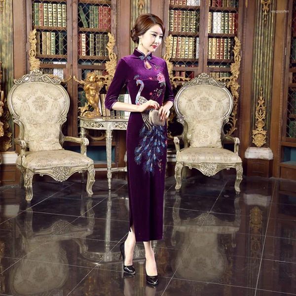 Roupas étnicas Primavera Veludo Mid-manga Bordado Longo Cheongsam Temperamento Chinês Estilo Tradicional Qipao Casamento Vestido de Noite para