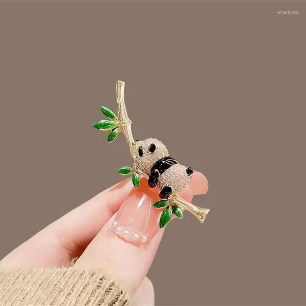 Broschen Mode Niedlichen Panda Bambus Für Frauen Luxus Kristall Zirkon Tier Sicherheit Brosche Pins Hochzeit Schmuck Zubehör