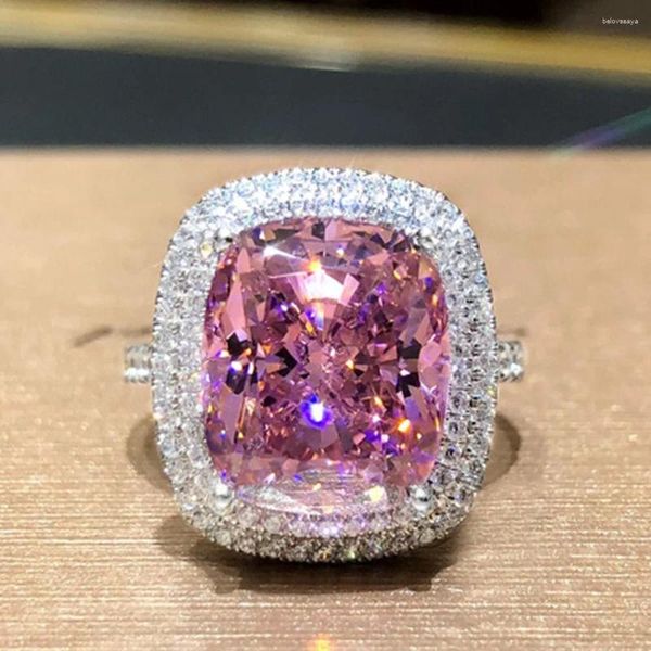 Cluster-Ringe, quadratischer Mikro-Intarsien-Rosa-Diamant-Ring, modischer Stil, Pendlerkrone, elegante Zirkon-Hochzeit