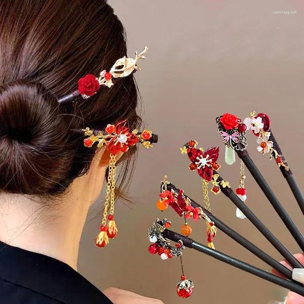 Fermagli per capelli Forcina vintage con fiore rosso in legno per donna Clip per ragazza con bastone antico Accessori cinesi Gioielli per l'anno