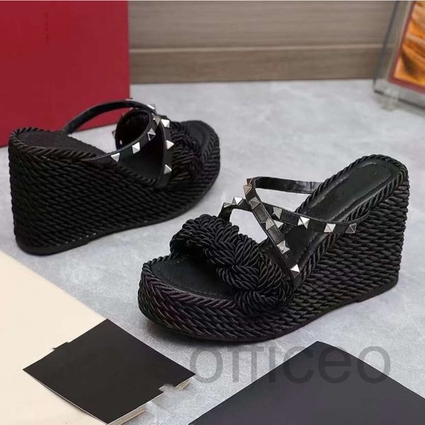 Level Donna Luxurys Designer muli Scarpe Tacco alto 10 cm Cinturino in vernice nera con fibbia Sandali con tacco a gabbia Punta a spillo Cinturini alla caviglia Scarpe eleganti