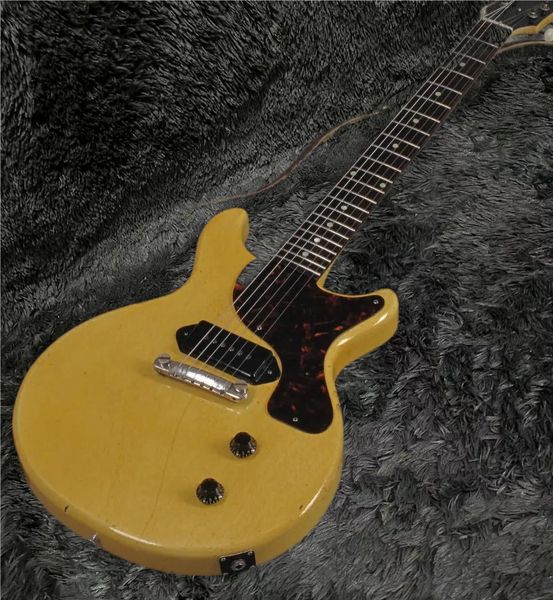 Vendita calda di buona qualità Double Cutaway DC TV Giallo Crema Junior Chitarra elettrica Sintonizzatori a linea singola Tortoise Battipenna a strato singolo Dog Ear Nero P90 Pickup