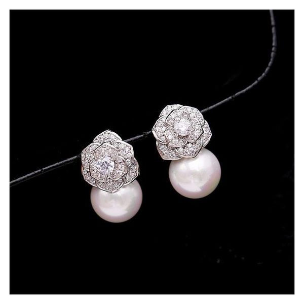 Stud lindo diamante zircon camillia flor pérola brincos para mulher meninas super brilhante ins moda designer de luxo 925 sier post dhp82