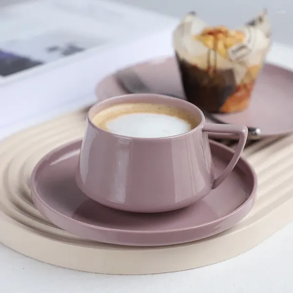Tassen Untertassen Nordic Ins Pink Purple Porzellan Kaffeetasse und Untertassen Set Home Office Nachmittag Tea Tasse Einfache Latte Wasser Paar Mädchen Geschenk