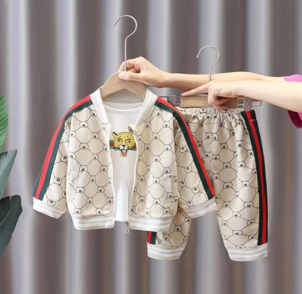 Kinder Trainingsanzüge für Jungen Kleinkind Casual Sets Baby Jungen Kleidung Sets Frühling Herbst Neugeborenen Mode Baumwolle Coatstopspants 3pcs9434205