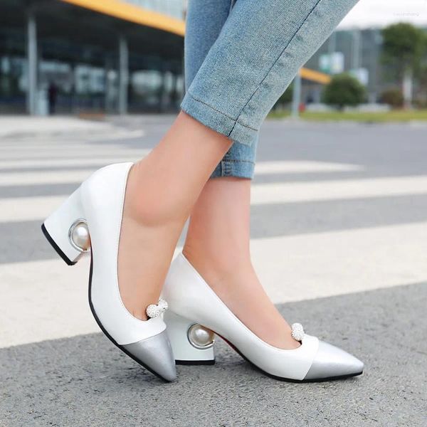 Sapatos de vestido bombas de luxo mulheres designer pérola salto alto retalhos apontou toe moda senhoras festa outono branco vermelho grande tamanho 45