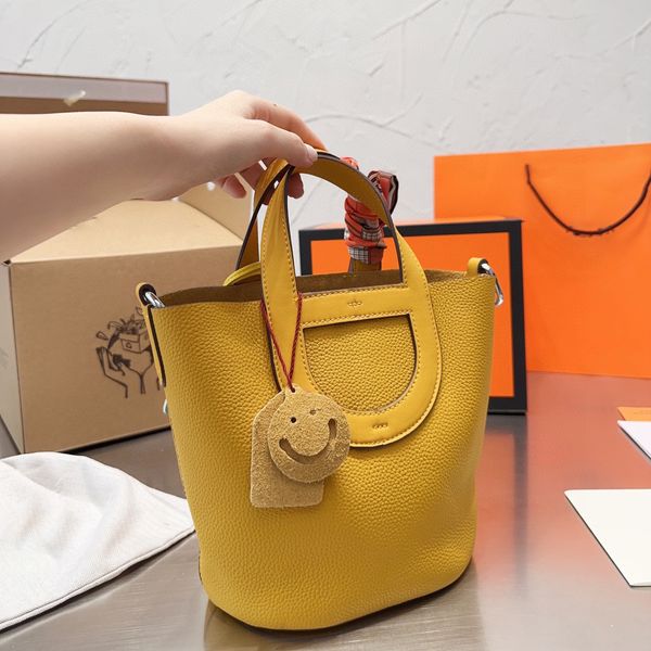 Popolare nuova borsa con naso di maiale famosa borsa personalizzata di design alla moda e versatile shopping e incontri alla moda borsa da donna con cerniera e accessori borsa