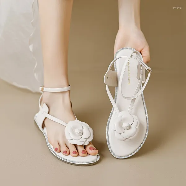Sandálias de strass para mulheres no verão com uma linha reta e estilo de fada flor plana tamanho grande