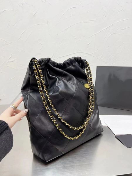 Borse da donna all'ingrosso Totes borsa da donna shopping bag borsa da spiaggia di alta qualità moda borse da spiaggia di lusso designer da viaggio Crossbody spalla decorazione lettera borsa a catena