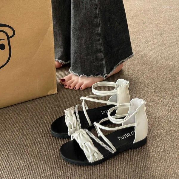 Sandalen Sommer 2023 Strass Schuhe Diamant für Frauen mit niedrigen Absätzen Damenschuhe Römischer Stil Reißverschluss Schwarz Luxus Sale Komfort