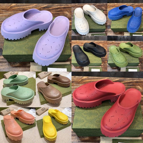 Designer perfurado chinelos mulheres plataforma g sandálias de luxo verão sapatos casuais cunha borracha cortar slide materiais transparentes na moda sapatos de praia tamanho 35-42