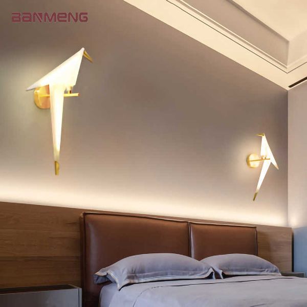 Lâmpadas de parede Luz de parede de luxo moderno Lâmpada de parede Little Bird 110V 220V Bracket Light para a cabeceira da sala de estar da sala de estar de decoração de loft