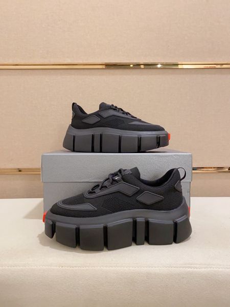 Zarif Marka Rahat Ayakkabılar Erkekler Makro Platformu Koşu Sneaker İtalya Artan Elastik Bant Düşük Üst Siyah Beyaz Deri Tasarımcı Casuals Atletik Ayakkabı Kutusu AB 38-45