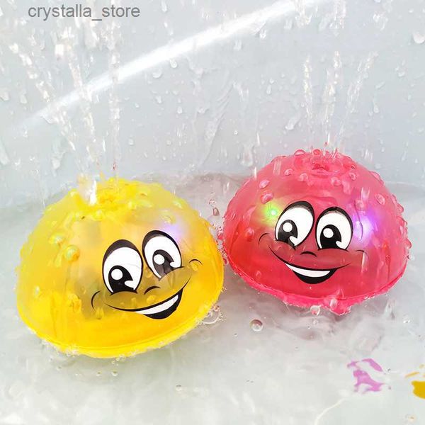 Reizendes Säuglingsbadespielzeug Spray Wasser Licht Drehen Spritzen Sprinkler Baby Schwimmen Badezimmer Spielzeug LED-Licht Spielzeug für Kinder L230518