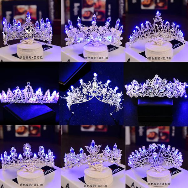 Jóias de cabelo de casamento 12 estilos tiaras brilhantes pérolas de cristal coroas de noiva com luz led azul luminosa princesa coroas festa diadema 230630