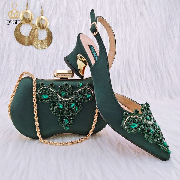 Sandali QSGFC Eleganti strass verde scuro con punta a tacco alto Triangolo Applique Design Quotidiano Indossabile Festa Scarpe e borsa da donna 230630