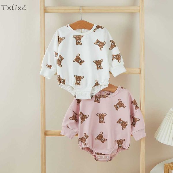 Txlixc Baby Cartoon Bear Stampa pagliaccetto Girl Boy Autunno vestiti girocollo manica lunga tuta ampia rosa / bianco L230625