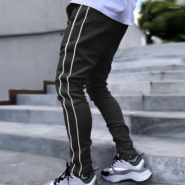 Pantaloni da uomo Primavera e autunno Versione coreana casual da uomo di grandi dimensioni Riflettente da uomo Bocca stretta Sport a piedi piccoli