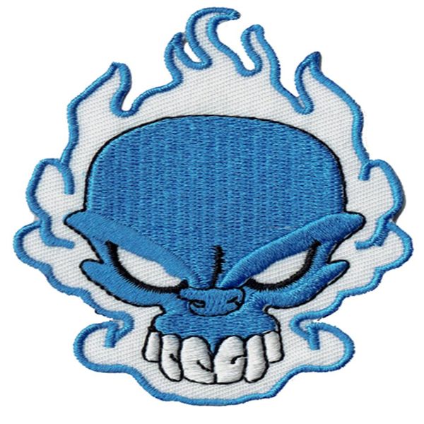 Moda Caveira Chama Bordada Patch Azul Distintivo Ferro Em Jaqueta Applique Patch Bordado Acessório Fornecedor Motociclista Colete Punk Emble289Q