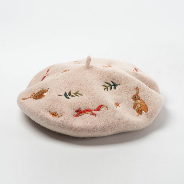 Coreano outono e inverno novo mori coelho folhas de esquilo lã bordada boina de lã chapéu de artista chapéu de lã