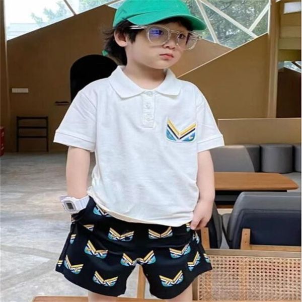 Conjunto de roupas de bebê infantil de design para meninos e meninas, camiseta de manga curta, shorts, duas peças, terno, roupa de verão, roupas infantis