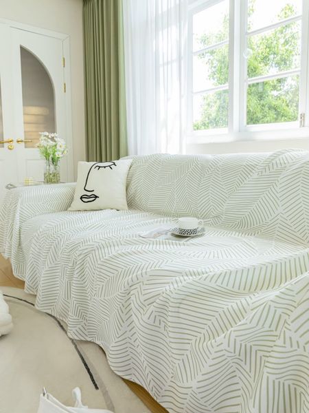 Capas de cadeira de verão capa de sofá de seda gelo universal antiderrapante cobertores de toalha de sensação legal capa de poltrona para sala de estar 230701