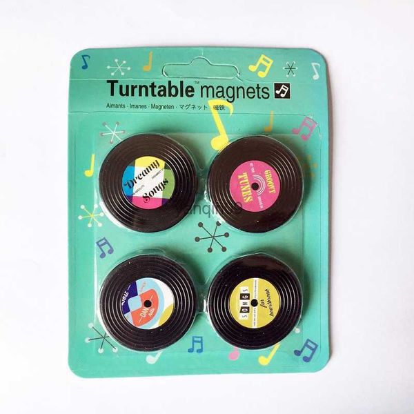 4 ПК/Установка ретро -поворотное холодильник магнитная кассет с магнитной папкой Magnetic Message Funny Kids Toy L230626