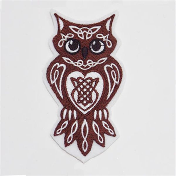 Arte celtica Iron-on Ricamato Sew-On Wild Celtic Creature Patch Celtic Knotwork Owl Patch 277o