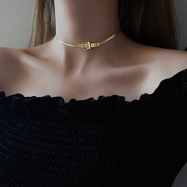 Stränge Klassische Uhr Schnalle Form Stahl Halsband Halskette für Frau Neue Koreanische Mode Schmuck Gothic Mädchen Sexy Schlüsselbein Kette 230613