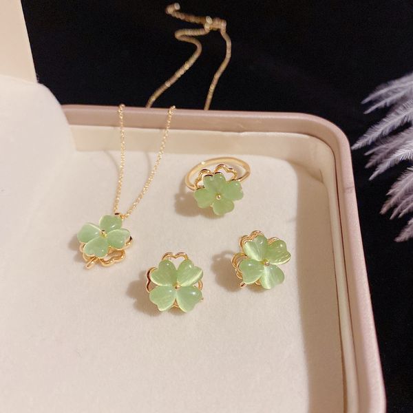 Серьги Ожерелье Carlidana 3pcs/Set Green Opal Clover Вращающиеся серьги