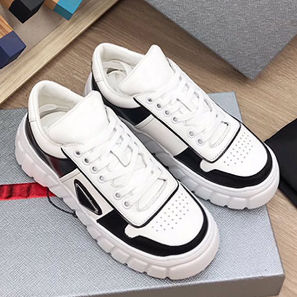 Snorker in pelle Designer Scarpe casual da donna Panda Triangle Signature Luxury Sneakers Suole larghe antiscivolo Scarpe da skate Vintage Outdoor Mens Sneakers