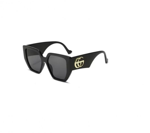 Солнцезащитные очки для женщин и мужских солнцезащитных очков.