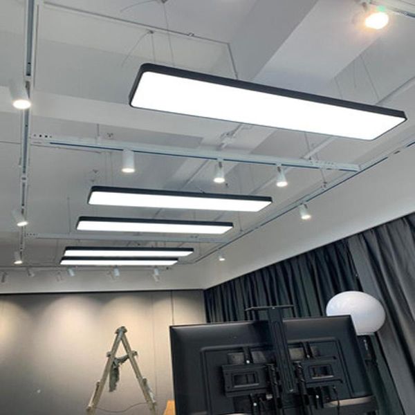 Lampade a sospensione Lampadario da ufficio a LED semplice Striscia lunga Bianco freddo Luce neutra calda Negozio di abbigliamento Ingegneria edile