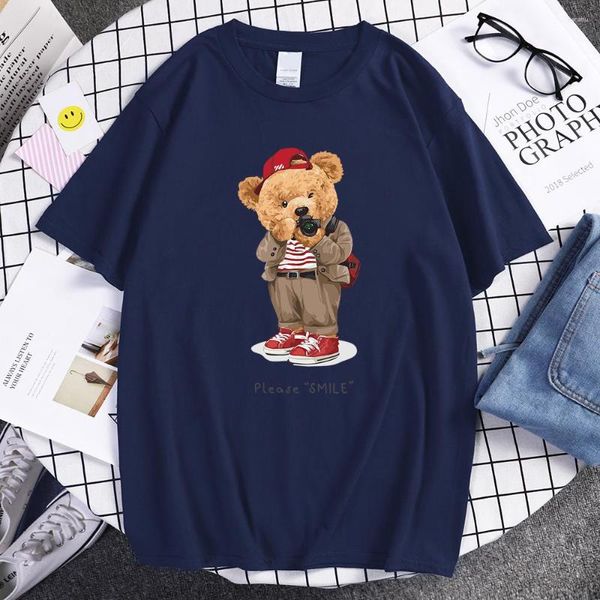 Magliette da uomo Fashion Teddy Bear Taking Your Po Shirt Uomo Novità Magliette di grandi dimensioni Retro Top traspirante Cotone Cool Tee da uomo