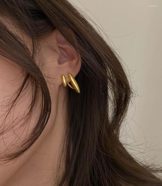 Ohrstecker Coole Persönlichkeit für Frauen Modeschmuck Geometrisches Metall Gold- und Silberfarbe Ohr Damen Party Show