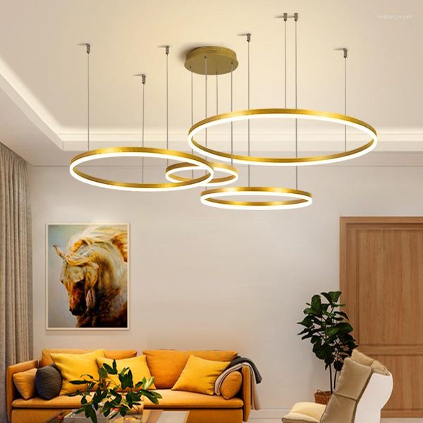 Kronleuchter, minimalistischer moderner LED-Kronleuchter, Heimbeleuchtung, gebürstete Ringe, Deckenmontage, Fernbedienung, Hängelampe, Gold, Kaffeefarbe