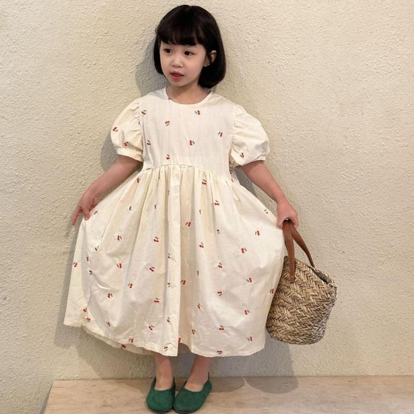 Девушка платья 2023 летние маленькие девочки из слоеного рукава милое платье детское повседневное детское малыш