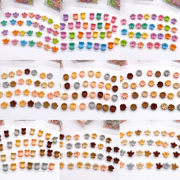 Saç Aksesuarları 36pcs/Kutu Kızlar Şeker Renkleri Kelebek Meyve Karikatür Klip Pençe Çocuklar Küçük Hair Clip Bebek Mini Taç Yengeç Kavrama