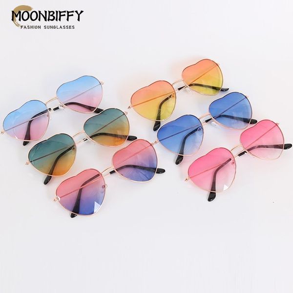 Солнцезащитные очки рамы винтажные металлические рамки в форме сердца женщины мужские очки дизайнер дизайнер мода милые линзы очки вождение MTB Goggles 230704
