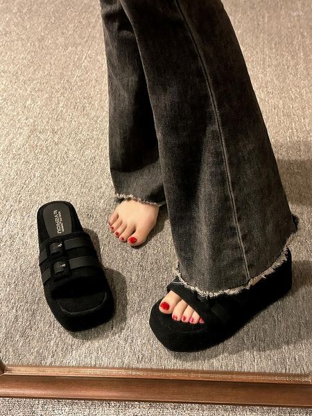 Hausschuhe Weibliche Schuhe Casual Plattform Auf EINEM Keil Rutschen Frauen Heels 2023 Luxus Hohe PU Rom Haus Slipe