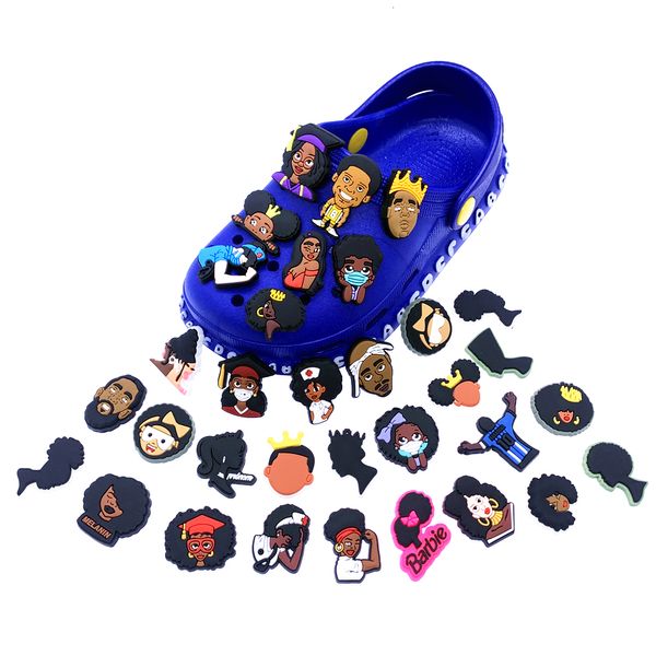 Acessórios de peças de sapato por atacado mix 100 pçs cartoon série blm silicone sapatos encantos para crianças presentes de festa personagem acessórios fofos fivelas 230703