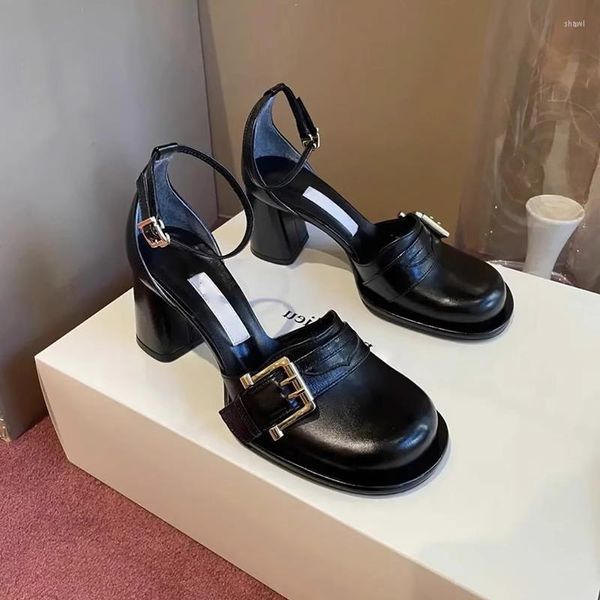 Sandalen Koreanischer Stil Schwarze High Heels Französische Blockabsatz Baotou Frauen Sommer Runde Kopf Einzelne Schuhe Temperament Designer Pumps