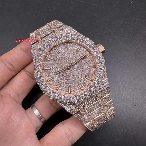 L'ultimo orologio hip-hop da uomo nel 2023 Grande lunetta con diamanti Cassa in oro rosa elettrolitico di alta qualità Orologio lucido Diamanti CZ Quadrante con diamanti pieni Movimento automatico