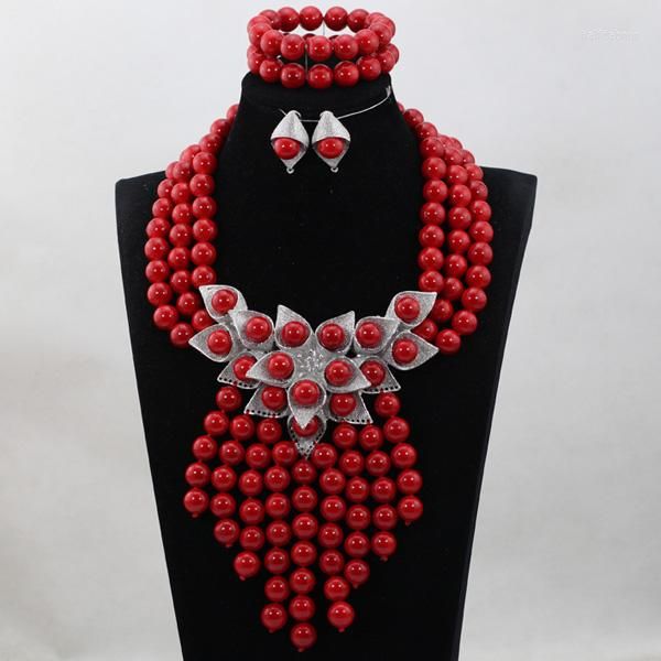 Collana Orecchini Set Ultima moda 2023 Regalo sposa Splendido gioielli con perline africane rosse Dichiarazione bavaglino da matrimonio ABH290