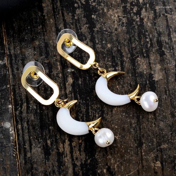 Orecchini pendenti Perle d'acqua dolce naturali Charm Dainty White Shell Moon Trendy Gioielli piercing placcati in oro Regali Goccia